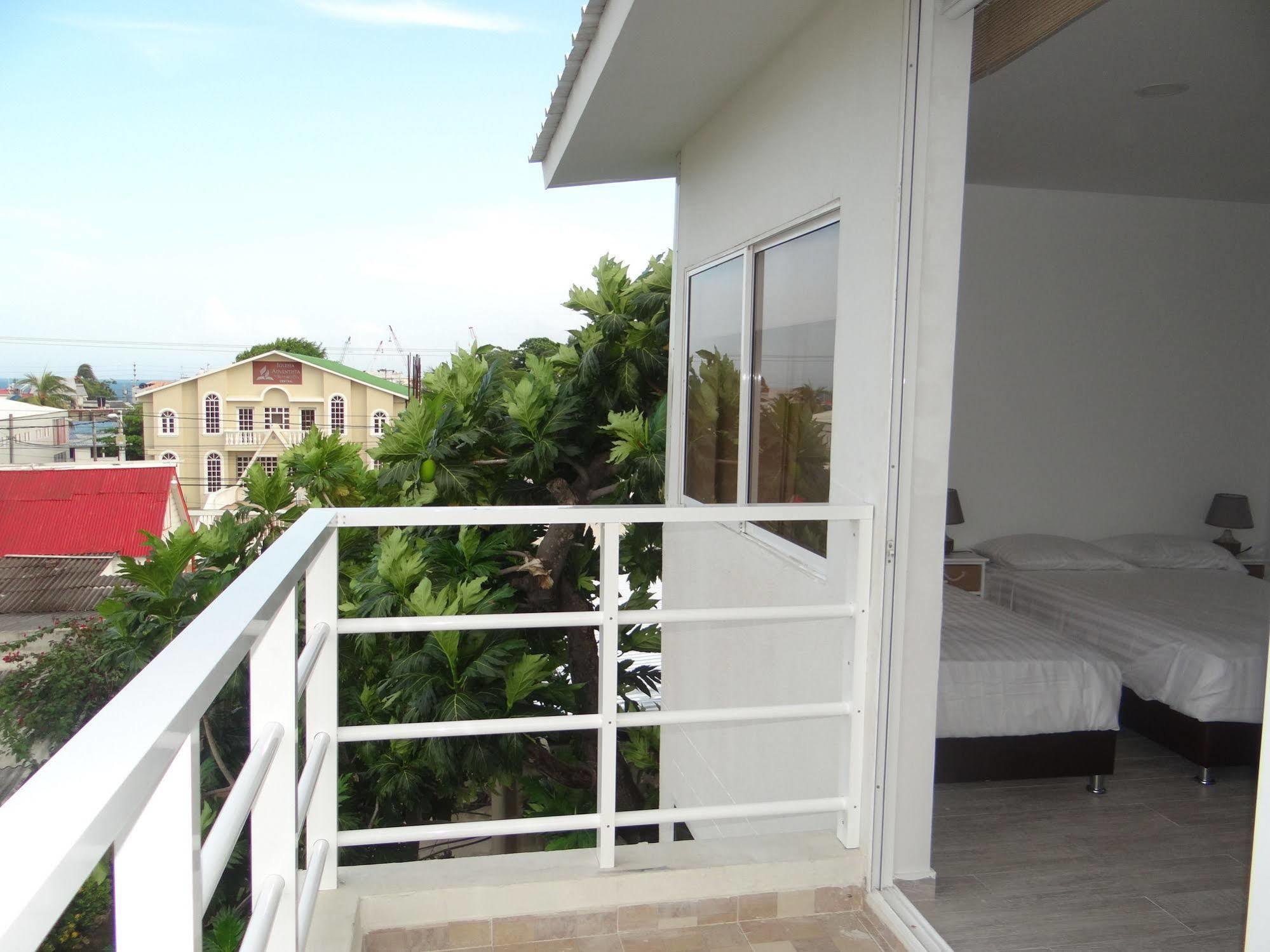 Summer House Inn San Andres Ngoại thất bức ảnh